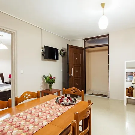 Ino Cozy Flat, Next To The Beach Hébergement de vacances *