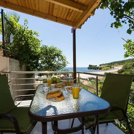 Ino Cozy Flat, Next To The Beach